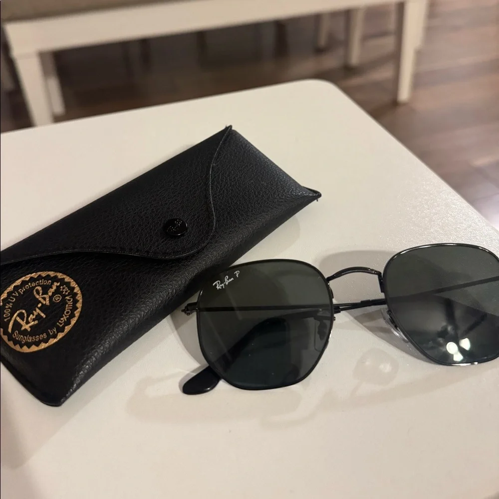 Women’s RayBans